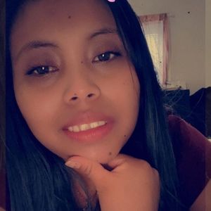 Meet your Posher, Ana sofia